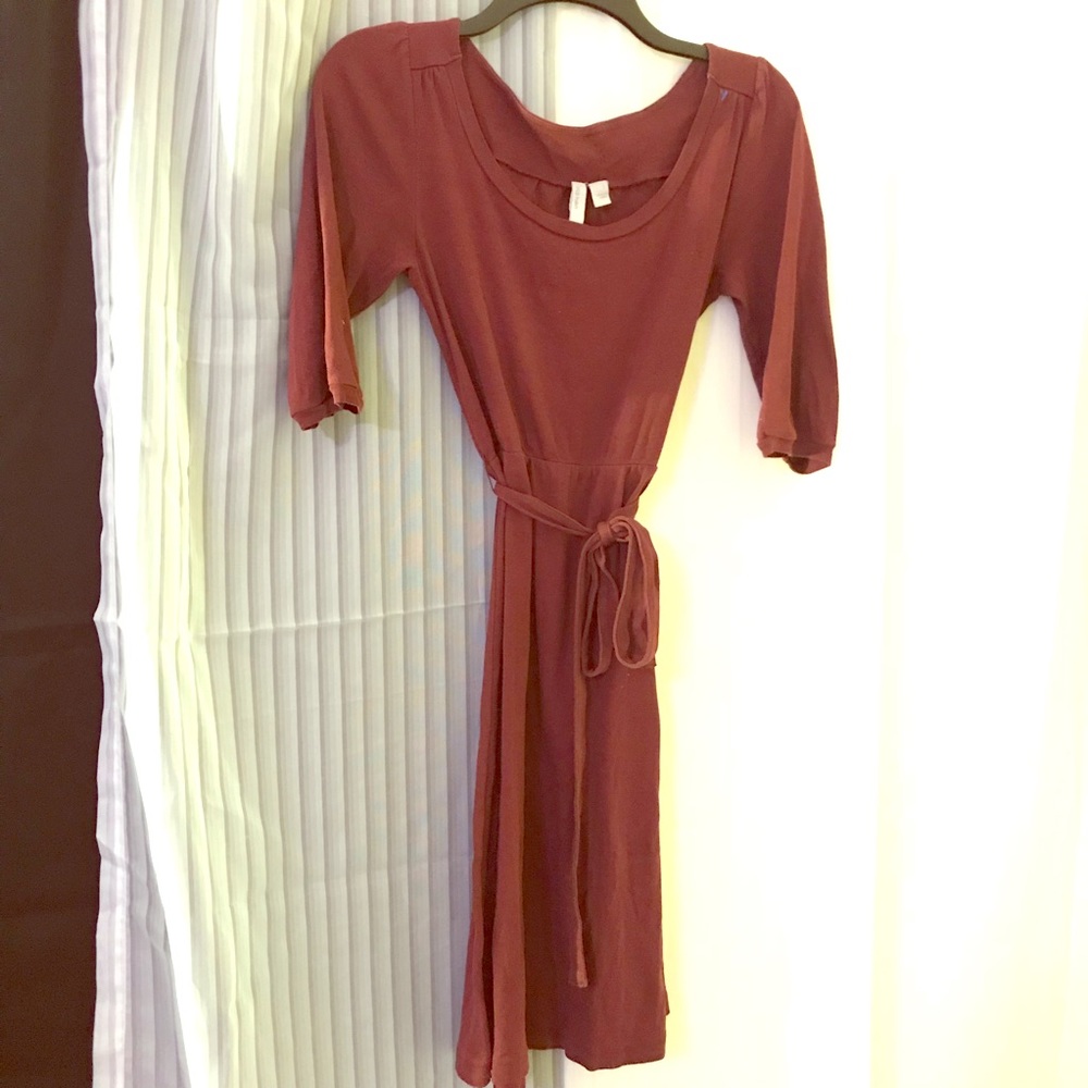 Burgundy dress with tie
